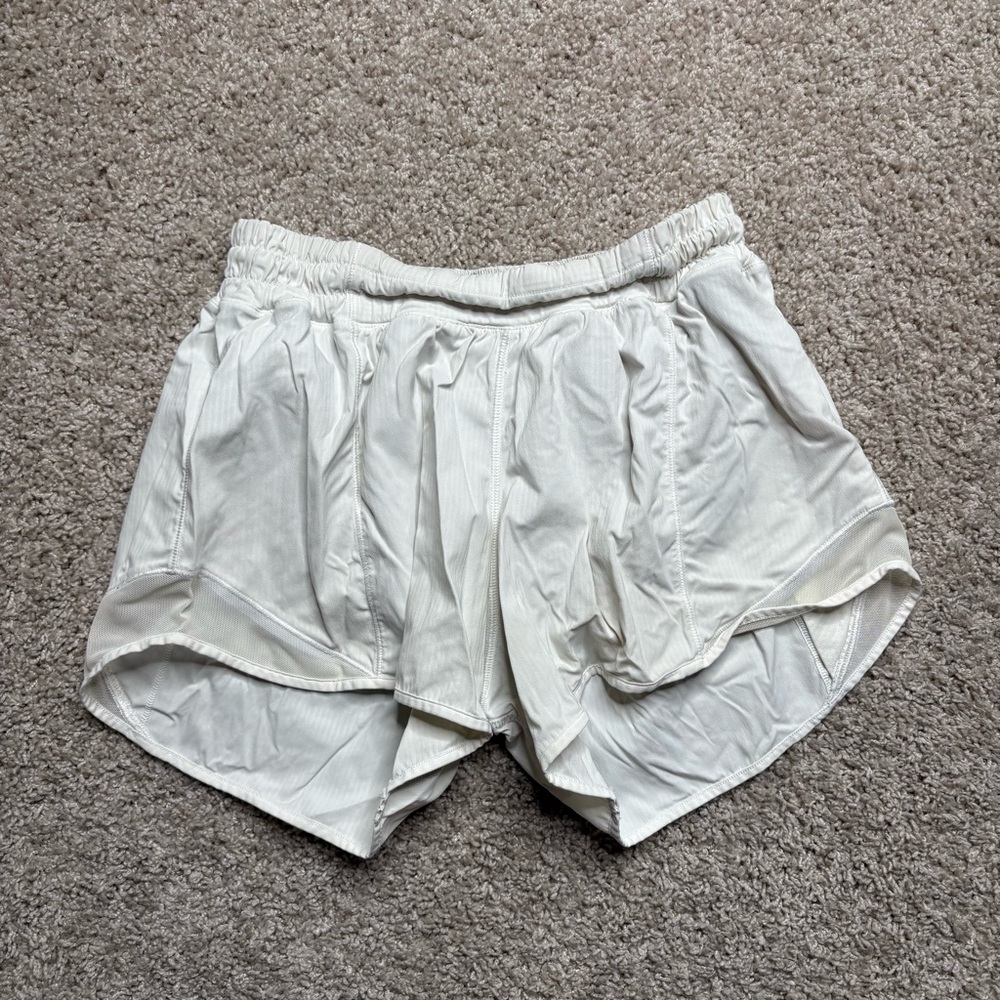 Lululemon Hotty Hot Short II (Long 4")